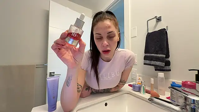 NattyFierros online show from May 12, 2026, 4:37 pm