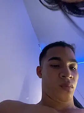 Boypolla11 online show from November 9, 2025, 10:08 pm