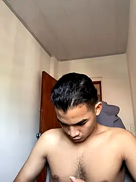 Boypolla11 online show from November 13, 2025, 12:59 pm