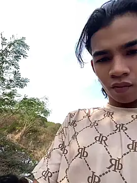 Boypolla11 online show from April 12, 2026, 12:10 pm