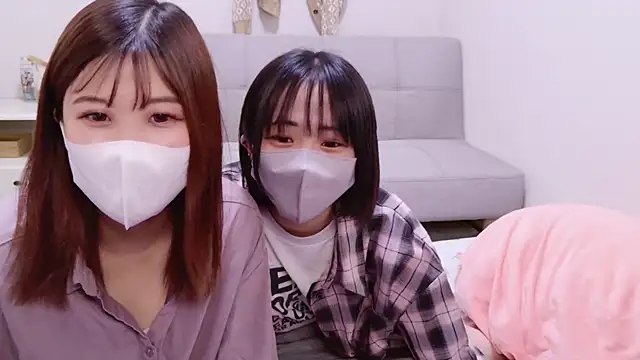 Snapshot of ManaMi-maru chatting on December 15, 2024, 11:23 am ManaMi-maru online show from December 15, 2024, 11:23 am