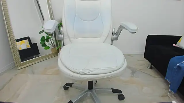 Darya Baby online show from March 11, 2025, 11:15 pm