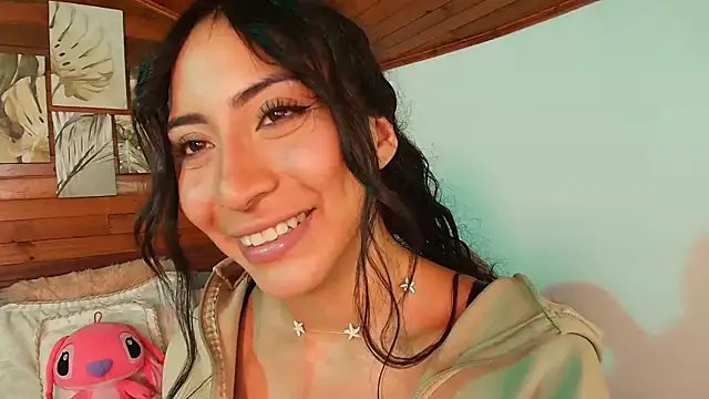 amber curly online show from October 24, 2025, 9:11 pm