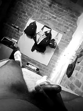 Snapshot of Dnick2 chatting on January 20, 2025, 4:34 pm Dnick2 online show from January 20, 2025, 4:34 pm