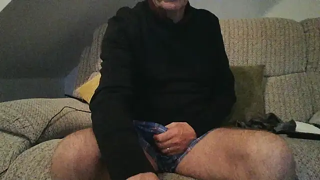 mr english50 online show from November 4, 2025, 6:23 am