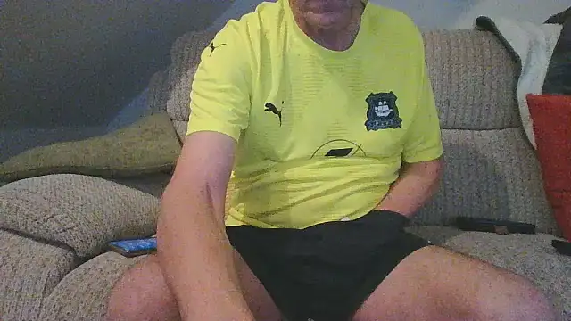 Snapshot of mr_english50 chatting on January 15, 2026, 6:29 am mr english50 online show from January 15, 2026, 6:29 am