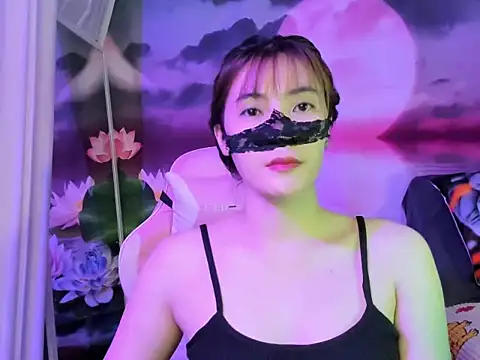 Sugar lipsz online show from January 17, 2025, 1:46 pm