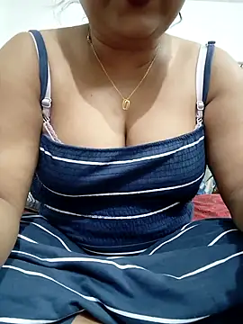 Nancy-22 online show from March 13, 2026, 12:45 pm