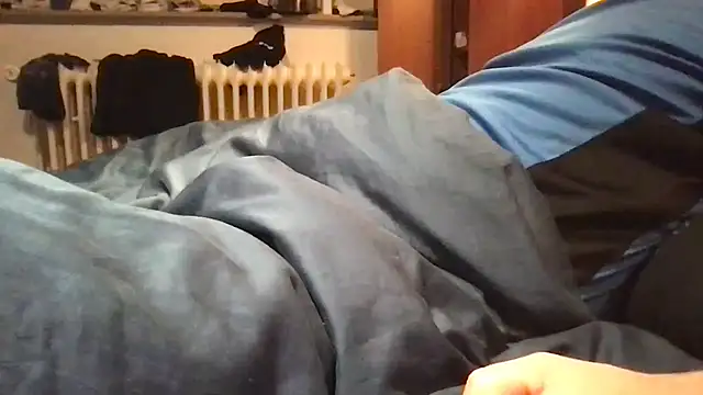 Geilerjung69 online show from November 30, 2025, 7:01 am