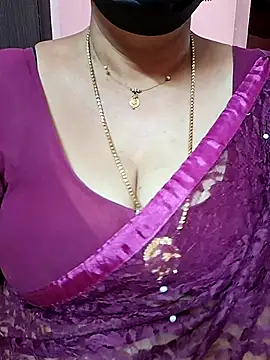 ananya956 online show from November 10, 2025, 4:22 am