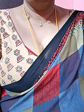 ananya956 online show from June 18, 2026, 6:24 am