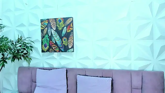 Snapshot of Victoria_Coleman chatting on February 14, 2025, 2:54 pm Victoria Coleman online show from February 14, 2025, 2:54 pm