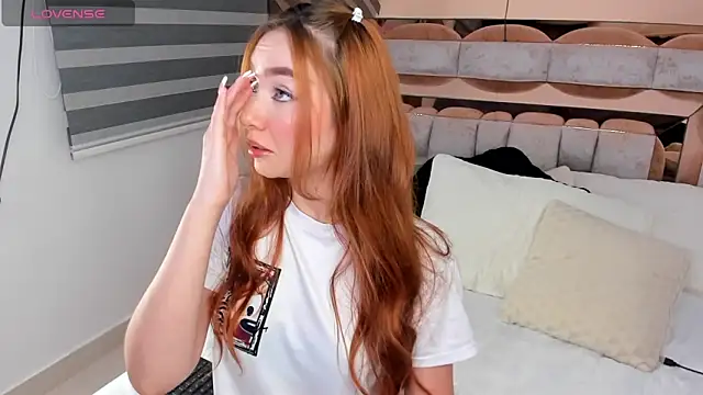 CamiiLovers online show from January 21, 2025, 1:29 am