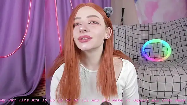 Snapshot of Lexy_Lovy chatting on October 7, 2025, 6:54 am Lexy Lovy online show from October 7, 2025, 6:54 am