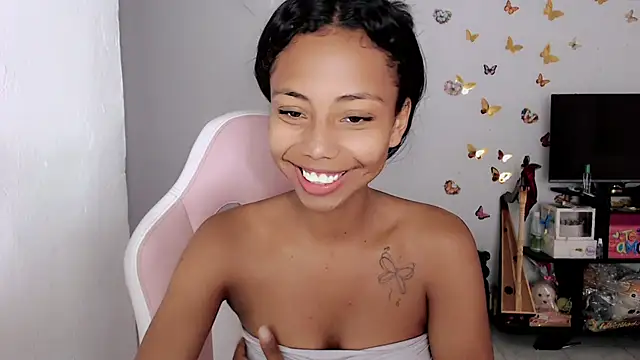Snapshot of jasmin_brunette_ chatting on September 25, 2025, 11:47 am jasmin brunette online show from September 25, 2025, 11:47 am