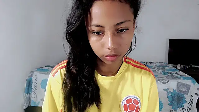 jasmin brunette  online show from November 21, 2025, 12:15 pm