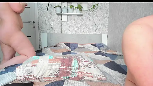 Sexy room online show from February 3, 2026, 6:22 am