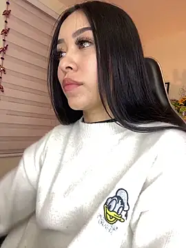 Snapshot of Starliee__ chatting on February 11, 2025, 11:33 pm Starliee online show from February 11, 2025, 11:33 pm
