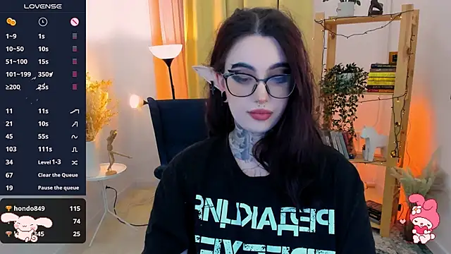 Snapshot of Dixi_Pixi_ chatting on February 8, 2025, 8:42 am Dixi Pixi online show from February 8, 2025, 8:42 am