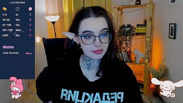 Snapshot of Dixi_Pixi_ chatting on February 9, 2025, 5:50 am Dixi Pixi online show from February 9, 2025, 5:50 am