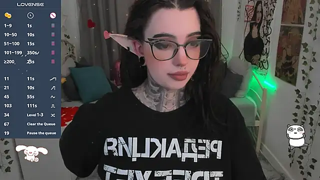 Snapshot of Dixi_Pixi_ chatting on February 14, 2025, 5:41 am Dixi Pixi online show from February 14, 2025, 5:41 am