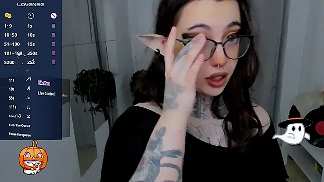 Snapshot of Dixi_Pixi_ chatting on November 14, 2025, 5:39 am Dixi Pixi online show from November 14, 2025, 5:39 am