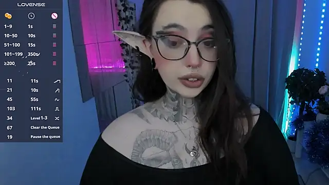 Snapshot of Dixi_Pixi_ chatting on January 9, 2026, 5:43 am Dixi Pixi online show from January 9, 2026, 5:43 am