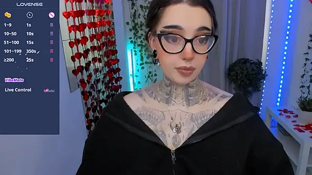 Snapshot of Dixi_Pixi_ chatting on February 12, 2026, 5:57 am Dixi Pixi online show from February 12, 2026, 5:57 am