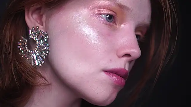 ginger hugs online show from February 10, 2025, 10:09 pm