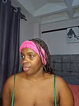 Snapshot of freaky_j_ chatting on December 22, 2025, 1:02 am freaky j online show from December 22, 2025, 1:02 am