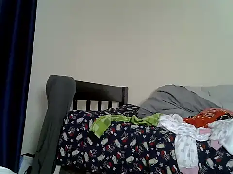 curvy natallie online show from September 17, 2025, 9:22 am