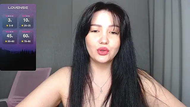 Snapshot of AlexaCruze chatting on November 9, 2025, 7:01 pm AlexaCruze online show from November 9, 2025, 7:01 pm