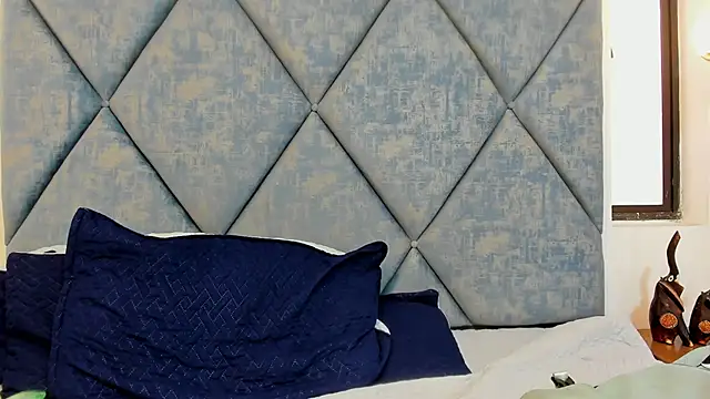 Snapshot of FreyaMoller chatting on January 13, 2026, 1:49 pm FreyaMoller online show from January 13, 2026, 1:49 pm