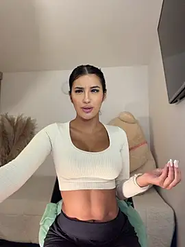 Kimm khalifa online show from April 11, 2026, 12:37 am