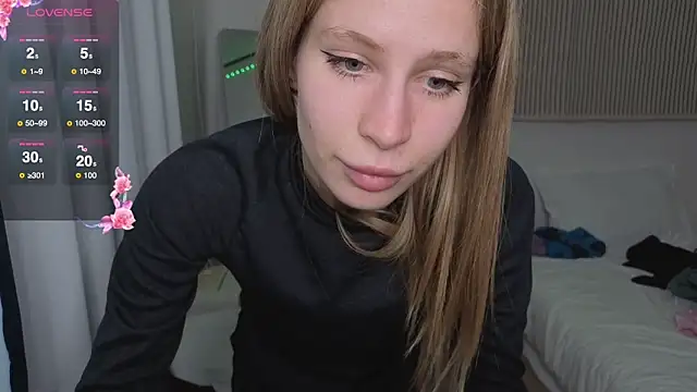 Elis Fox online show from February 14, 2026, 7:05 am