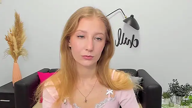 Snapshot of LolaWilsons chatting on December 22, 2025, 7:16 am LolaWilsons online show from December 22, 2025, 7:16 am