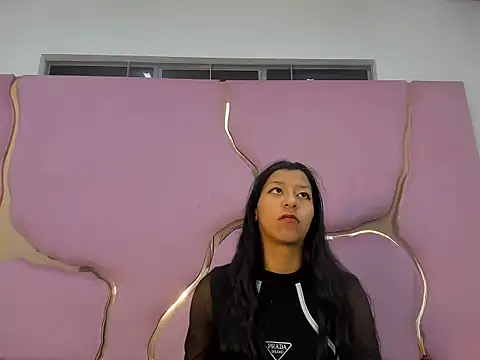 Snapshot of VaneLin18 chatting on September 23, 2025, 8:12 pm VaneLin18 online show from September 23, 2025, 8:12 pm