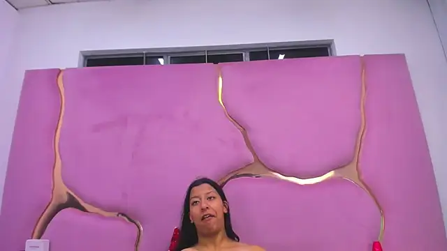 Snapshot of VaneLin18 chatting on November 19, 2025, 11:05 pm VaneLin18 online show from November 19, 2025, 11:05 pm