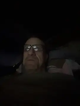 Snapshot of Manwhorxxlcock chatting on November 5, 2025, 12:21 am Manwhorxxlcock online show from November 5, 2025, 12:21 am