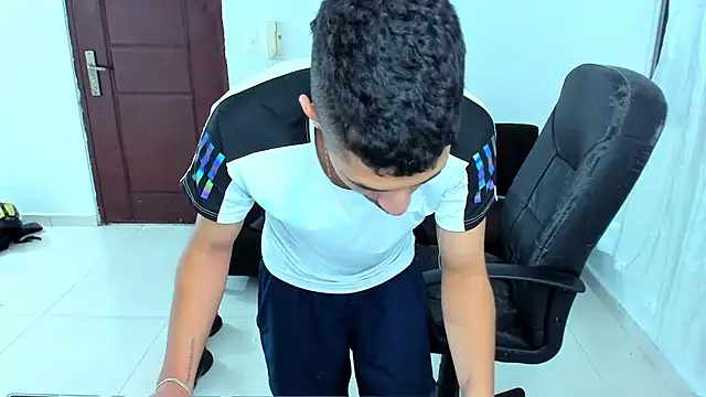 Chandler ken online show from February 17, 2026, 1:02 am