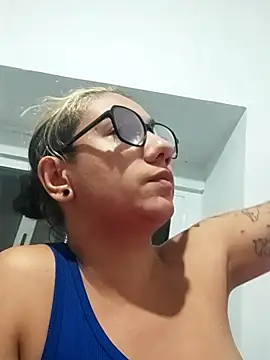 Snapshot of blvckbabyweed07 chatting on April 9, 2026, 1:05 am blvckbabyweed07 online show from April 9, 2026, 1:05 am