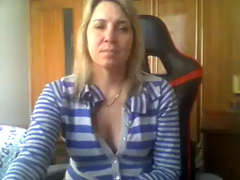 IrinaB1 online show from January 12, 2025, 12:01 pm