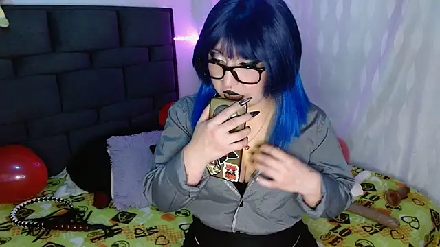 Snapshot of the_lesbian_game chatting on February 17, 2026, 6:14 pm the lesbian game online show from February 17, 2026, 6:14 pm