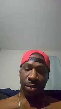 Snapshot of 007Giovani chatting on February 15, 2026, 3:03 am 007Giovani online show from February 15, 2026, 3:03 am