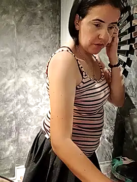 IsisBlake online show from February 23, 2025, 3:29 pm