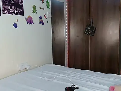 Sexyvyee  online show from December 3, 2025, 3:47 am