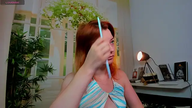 Snapshot of pretty_little_thing chatting on September 30, 2025, 5:12 am pretty little thing online show from September 30, 2025, 5:12 am