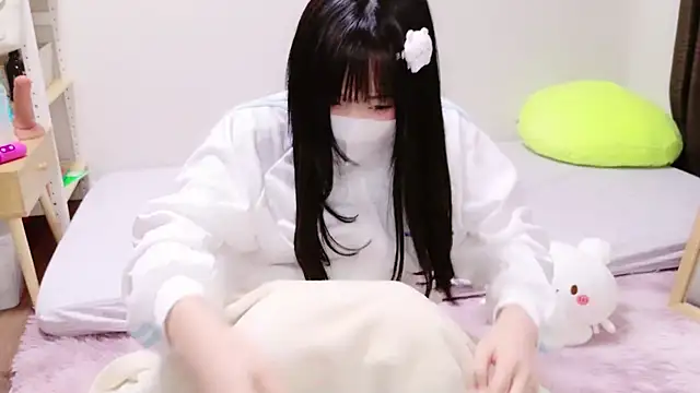 Mia--meow online show from January 20, 2025, 12:18 pm