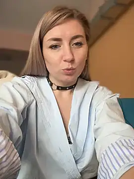 Crazy-Rosa online show from December 31, 2024, 9:42 am