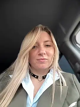 Crazy-Rosa online show from March 7, 2025, 8:34 am